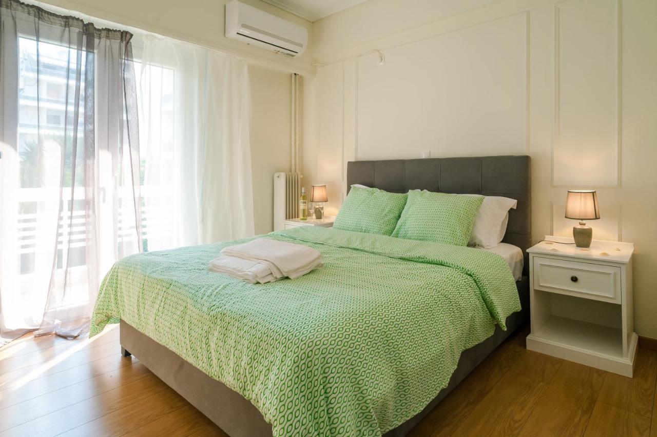 Galaxy Home Charming Apartment In Alimos Aten Exteriör bild